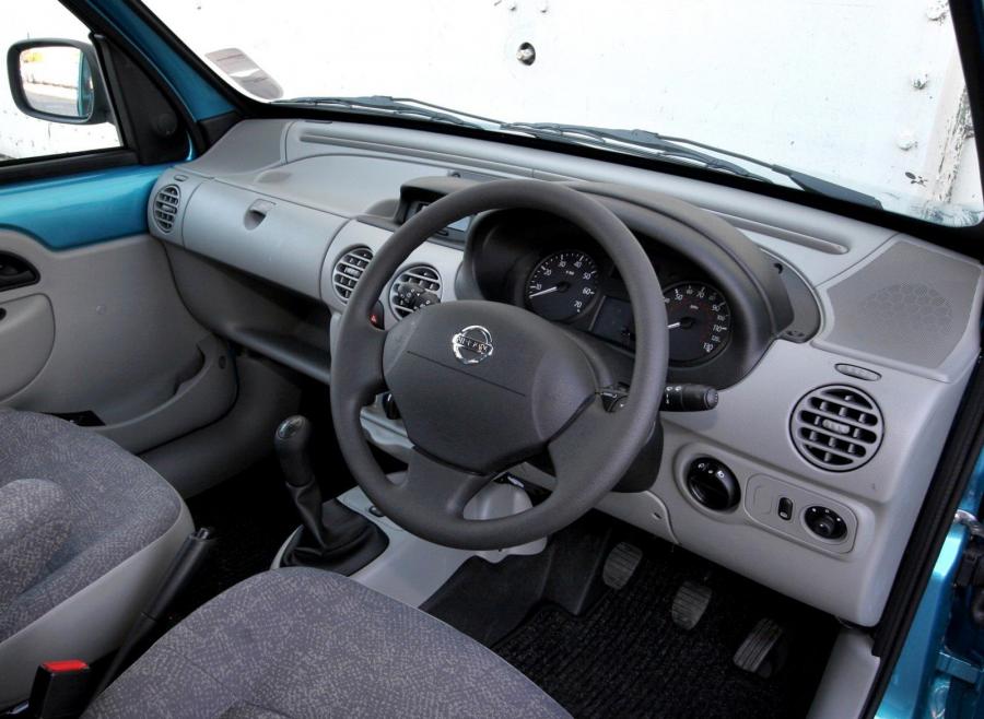  Nissan Kubistar 2003 года  (UK) (фото 5 из 11)